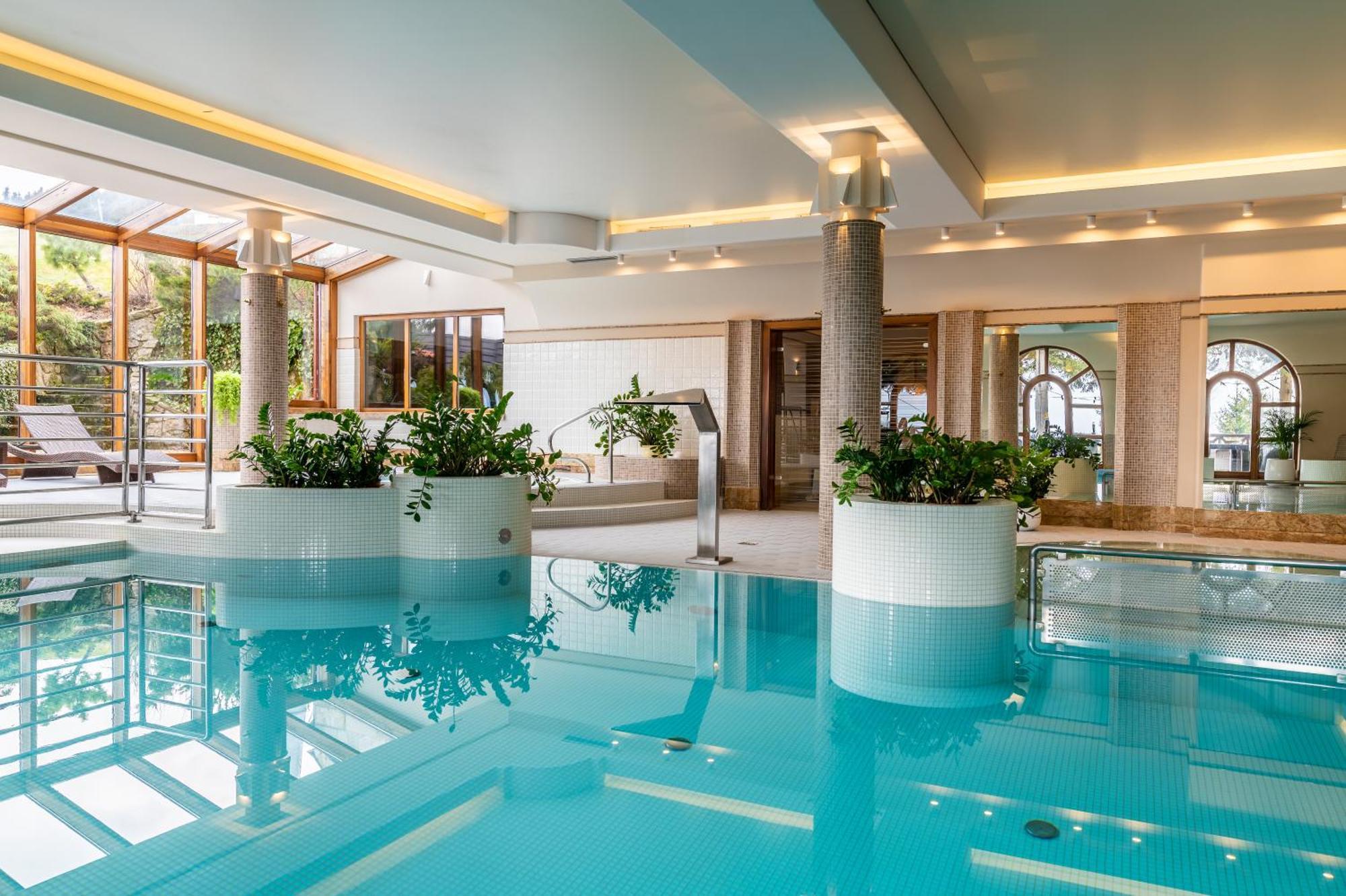 Vital&Spa Resort Szarotka Zieleniec  Exteriör bild